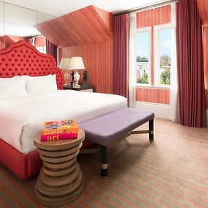 Camera deluxe con letto king size